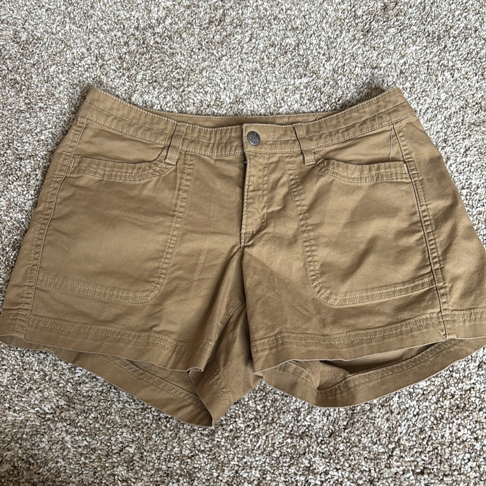 Women’s North Face shorts